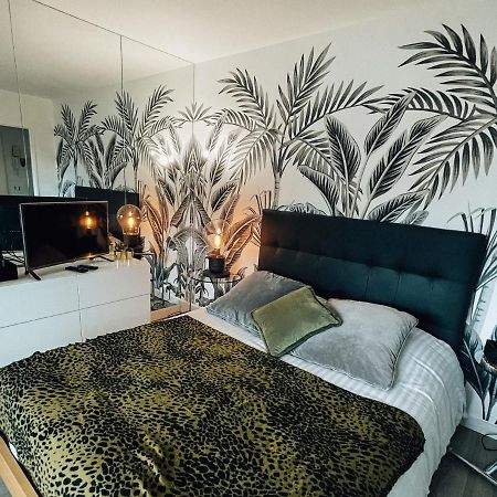 Beautiful Modern Fully Furnished Studio Levallois-Perret Eksteriør bilde